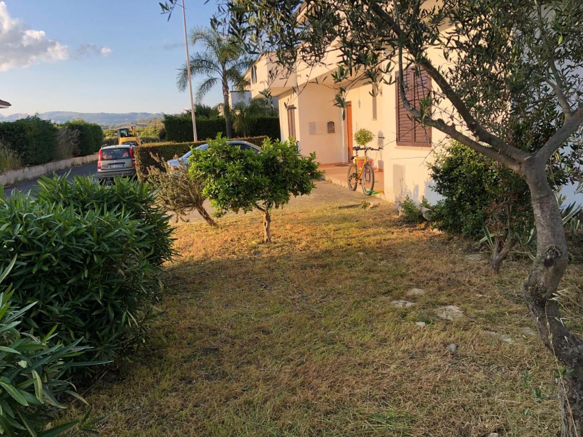 Apartment F24 Stignano Favaco Foca Экстерьер фото